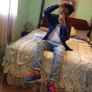 Meet your Posher, Adil